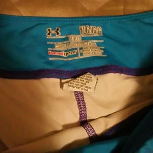 Under Armour Bottoms - Under Armour capri leggings Under Armour Bottoms - Under Armour capri leggings